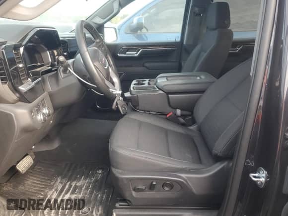 ✅ 2023 GMC Sierra 1500 • VIN: 3GTUUBE81PG298581 • Lot: 82493355. Listed on Copart with 35,103 mi. Free auction sales archive from the USA and detailed vehicle history report at DreamBid. Image 7.