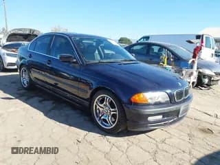✅ 2001 BMW 3 Series 330i • VIN: WBAAV53431FJ69457 • Lot: 43905844. Wystawiony na IAAI z przebiegiem 188 613 mil. Bezpłatny archiwum sprzedaży aukcyjnych z USA i szczegółowy raport historii pojazdu na DreamBid. Zdjęcie 1.