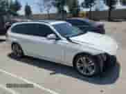 2018 BMW 3 Series 328d xDrive с VIN WBA8J1C51JA019176, выставлен на аукционе Copart как лот 59167845 с пробегом 54 292 миль миль и Списание • Salvage title. История ставок и продаж доступна на DreamBid. Изображение 4.