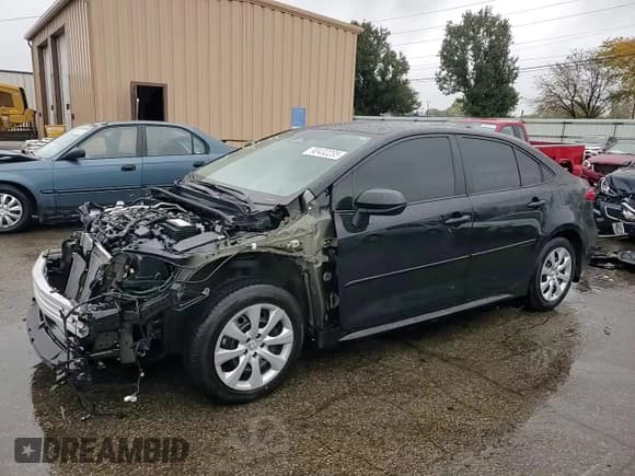 ✅ 2024 Toyota Corolla LE • VIN: 5YFB4MDE6RP125372 • Lot: 90432235. Listed on Copart with 15,932 mi. Free auction sales archive from the USA and detailed vehicle history report at DreamBid. Image 13.
