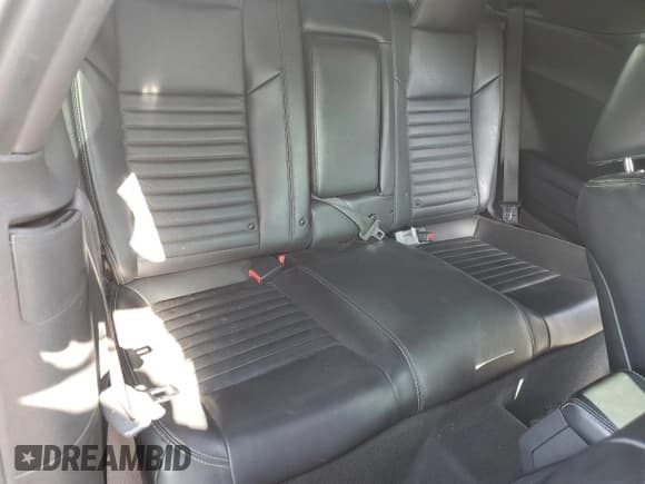 ✅ 2012 Dodge Challenger R/T Plus • VIN: 2C3CDYBT5CH154215 • Lot: 43069555. Wystawiony na Copart z przebiegiem 107 827 mil. Bezpłatny archiwum sprzedaży aukcyjnych z USA i szczegółowy raport historii pojazdu na DreamBid. Zdjęcie 10.