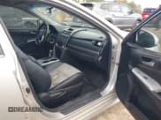 ✅ 2012 Toyota Camry SE • VIN: 4T1BF1FK1CU126639 • Lot: 43685272. Wystawiony na IAAI z przebiegiem 180 902 mil. Bezpłatny archiwum sprzedaży aukcyjnych z USA i szczegółowy raport historii pojazdu na DreamBid. Zdjęcie 5.