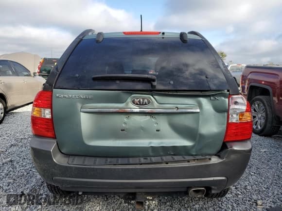 ✅ 2007 Kia Sportage LX • VIN: KNDJF724877415516 • Lot: 90549005. Wystawiony na Copart z przebiegiem 138 417 mil. Bezpłatny archiwum sprzedaży aukcyjnych z USA i szczegółowy raport historii pojazdu na DreamBid. Zdjęcie 6.