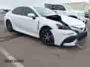 2023 Toyota Camry Hybrid SE с VIN 4T1G31AK6PU617669, выставлен на аукционе IAAI как лот 43400439 с пробегом 38 701 миль миль и . История ставок и продаж доступна на DreamBid. Изображение 1.