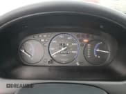 ✅ 2000 Honda Civic DX • VIN: 2HGEJ6440YH100482 • Lot: 58164305. Listed on Copart with 57,818 mi. Free auction sales archive from the USA and detailed vehicle history report at DreamBid. Image 9.