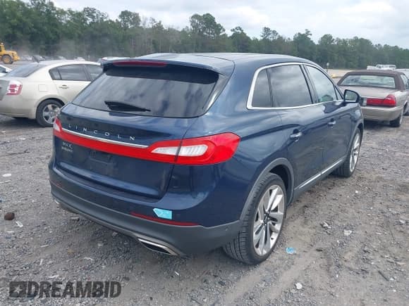✅ 2017 Lincoln MKX Reserve • VIN: 2LMPJ6LR8HBL26146 • Lot: 43269649. Listed on IAAI with 83,397 mi. Free auction sales archive from the USA and detailed vehicle history report at DreamBid. Image 4.