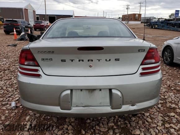 ✅ 2006 Dodge Stratus SXT • VIN: 1B3EL46R36N185586 • Лот: 85567685. Опубликован ранее на Copart с пробегом 161 854 миль. Бесплатный доступ к архиву аукционных продаж из США и подробный отчёт об истории автомобиля на DreamBid. Изображение 6.