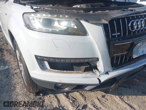 ✅ 2013 Audi Q7 Premium Plus • VIN: WA1LGAFE0DD005287 • Lot: 43192497. Listed on IAAI with 203,590 mi. Free auction sales archive from the USA and detailed vehicle history report at DreamBid. Image 6.