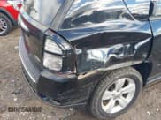 ✅ 2015 Jeep Compass High Altitude • VIN: 1C4NJDEB2FD109260 • Lot: 43514206. Wystawiony na IAAI z przebiegiem 70 345 mil. Bezpłatny archiwum sprzedaży aukcyjnych z USA i szczegółowy raport historii pojazdu na DreamBid. Zdjęcie 6.