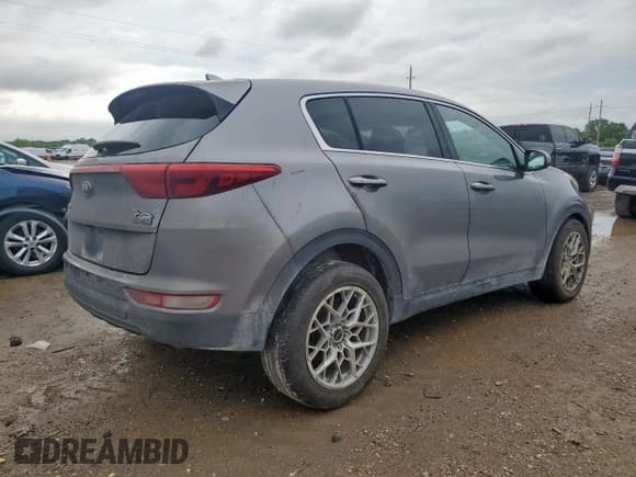 ✅ 2019 Kia Sportage LX • VIN: KNDPM3AC2K7561730 • Lot: 60654845. Listed on Copart with 142,102 mi. Free auction sales archive from the USA and detailed vehicle history report at DreamBid. Image 3.