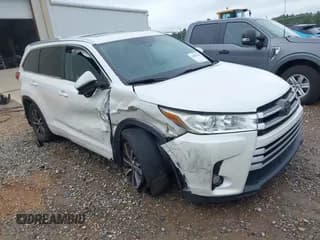 ✅ 2018 Toyota Highlander XLE • VIN: 5TDJZRFH0JS890820 • Lot: 42880478. Listed on IAAI with 131,509 mi. Free auction sales archive from the USA and detailed vehicle history report at DreamBid. Image 1.