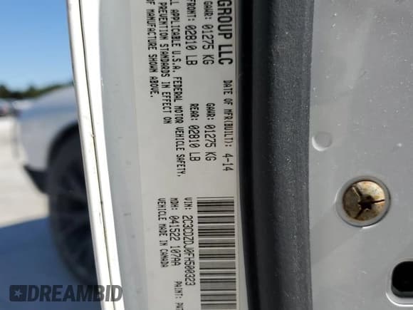 ✅ 2015 Dodge Challenger SRT 392 • VIN: 2C3CDZDJ0FH500323 • Lot: 85350155. Wystawiony na Copart z przebiegiem 123 034 mil. Bezpłatny archiwum sprzedaży aukcyjnych z USA i szczegółowy raport historii pojazdu na DreamBid. Zdjęcie 13.