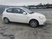 ✅ 2008 Hyundai Accent GS • VIN: KMHCN35C28U101902 • Лот: 65429245. Опубликован ранее на Copart с пробегом 174 086 миль. Бесплатный доступ к архиву аукционных продаж из США и подробный отчёт об истории автомобиля на DreamBid. Изображение 4.