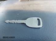 ✅ 2005 Chevrolet Silverado 1500 • VIN: 1GCEC19T45E270682 • Лот: 41425616. Опубликован ранее на IAAI с пробегом 303 641 миль. Бесплатный доступ к архиву аукционных продаж из США и подробный отчёт об истории автомобиля на DreamBid. Изображение 11.