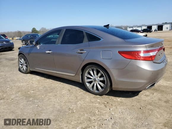 ✅ 2013 Hyundai Azera • VIN: KMHFH4JG2DA251670 • Лот: 45040885. Опубликован ранее на Copart с пробегом 146 802 миль. Бесплатный доступ к архиву аукционных продаж из США и подробный отчёт об истории автомобиля на DreamBid. Изображение 2.