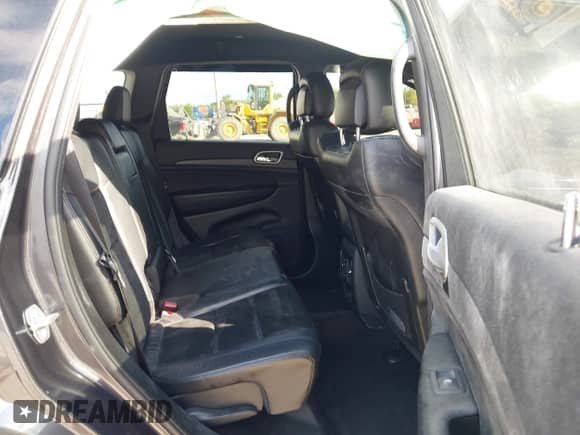 2018 Jeep Grand Cherokee Altitude z VIN 1C4RJFAG6JC312892, wystawiony jako IAAI lot #43382592 z przebiegiem 54 779 mil mil oraz . Historia ofert i sprzedaży dostępna na DreamBid. Obrazek 8.