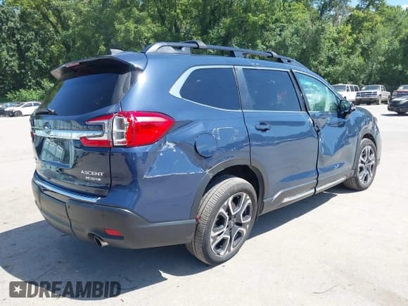 ✅ 2024 Subaru Ascent Limited • VIN: 4S4WMAUD5R3409183 • Lot: 42862417. Listed on IAAI with 36,713 mi. Free auction sales archive from the USA and detailed vehicle history report at DreamBid. Image 4.