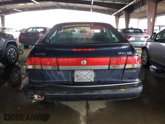 ✅ 1997 Saab 900 SE • VIN: YS3DF35N6V2052503 • Lot: 84914574. Listed on Copart with 169,980 mi. Free auction sales archive from the USA and detailed vehicle history report at DreamBid. Image 6.