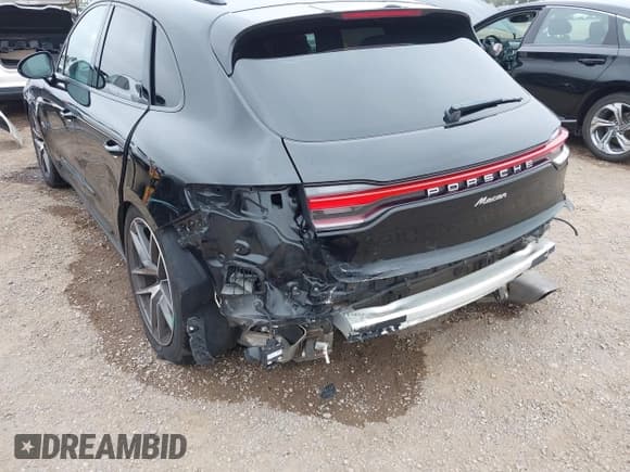 ✅ 2023 Porsche Macan • VIN: WP1AA2A5XPLB01304 • Lot: 42432945. Listed on IAAI with 66,842 mi. Free auction sales archive from the USA and detailed vehicle history report at DreamBid. Image 6.