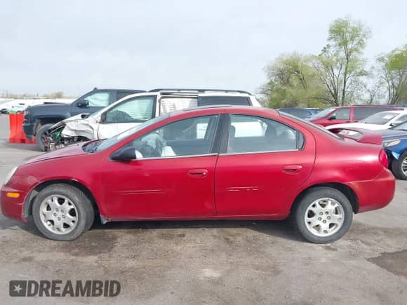 2004 Dodge Neon SXT z VIN 1B3ES56C04D504384, wystawiony jako IAAI lot #41988581 z przebiegiem 166 602 mil mil oraz . Historia ofert i sprzedaży dostępna na DreamBid. Obrazek 15.