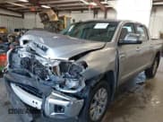 ✅ 2016 Toyota Tundra Limited • VIN: 5TFHY5F17GX518181 • Lot: 42677555. Wystawiony na IAAI z przebiegiem Nie podano. Bezpłatny archiwum sprzedaży aukcyjnych z USA i szczegółowy raport historii pojazdu na DreamBid. Zdjęcie 2.