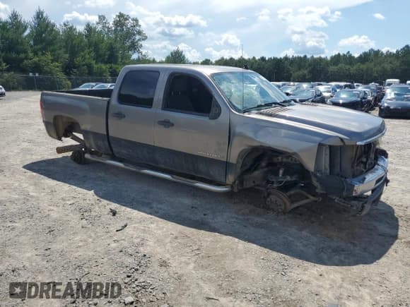 ✅ 2007 Chevrolet Silverado 2500HD 1LT • VIN: 1GCHC23697F559382 • Лот: 69272865. Опубликован ранее на Copart с пробегом 325 683 миль. Бесплатный доступ к архиву аукционных продаж из США и подробный отчёт об истории автомобиля на DreamBid. Изображение 4.