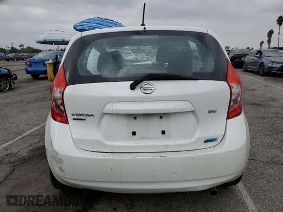 ✅ 2015 Nissan Note SR • VIN: 3N1CE2CP3FL370876 • Lot: 91275255. Wystawiony na Copart z przebiegiem 165 156 mil. Bezpłatny archiwum sprzedaży aukcyjnych z USA i szczegółowy raport historii pojazdu na DreamBid. Zdjęcie 6.