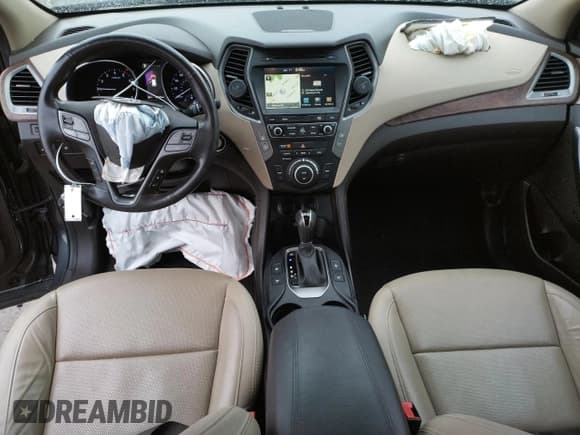 ✅ 2018 Hyundai Santa Fe 2.4L • VIN: 5XYZU3LB0JG560087 • Лот: 36490833. Опубликован ранее на Copart с пробегом 37 870 миль. Бесплатный доступ к архиву аукционных продаж из США и подробный отчёт об истории автомобиля на DreamBid. Изображение 8.