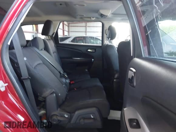 ✅ 2017 Dodge Journey Crossroad Plus • VIN: 3C4PDCGG8HT501546 • Лот: 43214376. Опубликован ранее на IAAI с пробегом 105 715 миль. Бесплатный доступ к архиву аукционных продаж из США и подробный отчёт об истории автомобиля на DreamBid. Изображение 8.