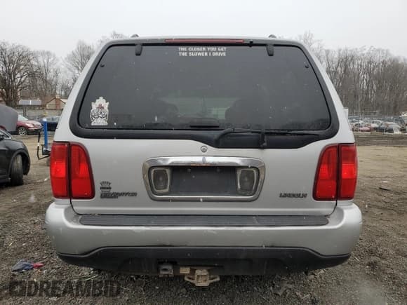 ✅ 1999 Lincoln Navigator • VIN: 5LMPU28A8XLJ41265 • Лот: 44762915. Опубликован ранее на Copart с пробегом 292 137 миль. Бесплатный доступ к архиву аукционных продаж из США и подробный отчёт об истории автомобиля на DreamBid. Изображение 6.