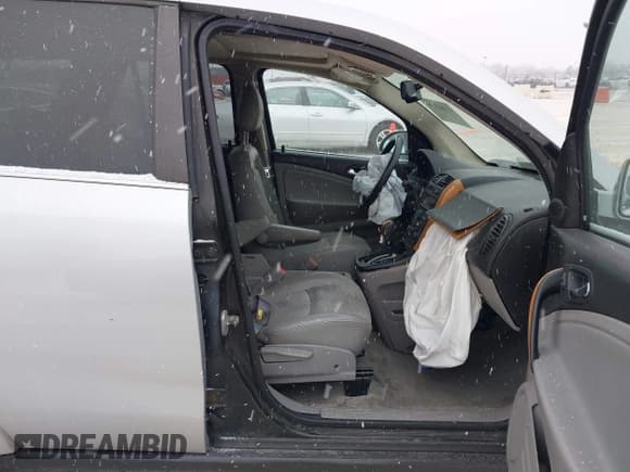 ✅ 2006 Saturn VUE • VIN: 5GZCZ53446S870781 • Lot: 41565198. Wystawiony na IAAI z przebiegiem 146 904 mil. Bezpłatny archiwum sprzedaży aukcyjnych z USA i szczegółowy raport historii pojazdu na DreamBid. Zdjęcie 5.