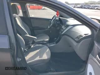 ✅ 2013 Hyundai Accent GLS • VIN: KMHCT4AE8DU300269 • Lot: 43132198. Wystawiony na IAAI z przebiegiem 151 812 mil. Bezpłatny archiwum sprzedaży aukcyjnych z USA i szczegółowy raport historii pojazdu na DreamBid. Zdjęcie 5.