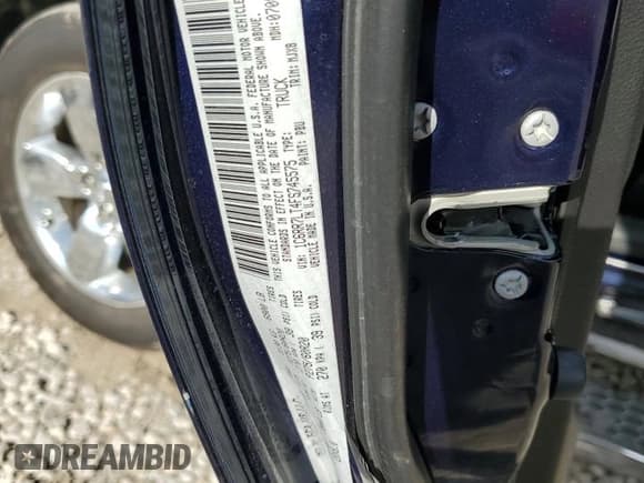 ✅ 2015 Ram 1500 Lone Star • VIN: 1C6RR7LT4FS745575 • Lot: 82633175. Listed on Copart with 46,671 mi. Free auction sales archive from the USA and detailed vehicle history report at DreamBid. Image 12.