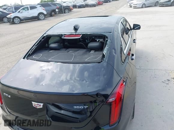 ✅ 2021 Cadillac CT4 Luxury • VIN: 1G6DK5RK6M0106605 • Lot: 42037889. Wystawiony na IAAI z przebiegiem 50 236 mil. Bezpłatny archiwum sprzedaży aukcyjnych z USA i szczegółowy raport historii pojazdu na DreamBid. Zdjęcie 18.