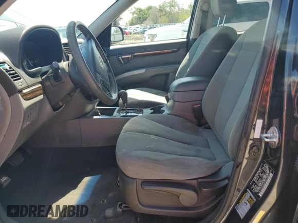 2012 Hyundai Santa Fe GLS с VIN 5XYZG3AB7CG120073, выставлен на аукционе Copart как лот 63723754 с пробегом 136 404 миль миль и Списание • Salvage title. История ставок и продаж доступна на DreamBid. Изображение 7.