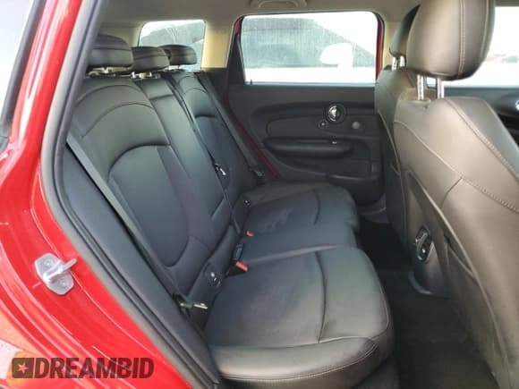 ✅ 2020 MINI Clubman Cooper S • VIN: WMWLV7C09L2M56541 • Lot: 77238444. Wystawiony na Copart z przebiegiem 38 876 mil. Bezpłatny archiwum sprzedaży aukcyjnych z USA i szczegółowy raport historii pojazdu na DreamBid. Zdjęcie 10.