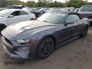 ✅ 2023 Ford Mustang EcoBoost Premium • VIN: 1FATP8UH6P5104499 • Lot: 83952615. Wystawiony na Copart z przebiegiem 41 772 mil. Bezpłatny archiwum sprzedaży aukcyjnych z USA i szczegółowy raport historii pojazdu na DreamBid. Zdjęcie 1.