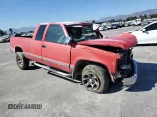 ✅ 1994 Chevrolet Silverado 2500 • VIN: 2GCFK29KXR1311165 • Lot: 63323395. Wystawiony na Copart z przebiegiem 203 177 mil. Bezpłatny archiwum sprzedaży aukcyjnych z USA i szczegółowy raport historii pojazdu na DreamBid. Zdjęcie 4.
