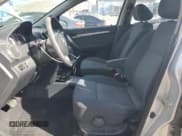 ✅ 2008 Chevrolet Aveo LT • VIN: KL1TG56658B261388 • Lot: 45560525. Wystawiony na Copart z przebiegiem 104 915 mil. Bezpłatny archiwum sprzedaży aukcyjnych z USA i szczegółowy raport historii pojazdu na DreamBid. Zdjęcie 7.