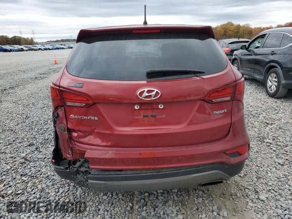 ✅ 2018 Hyundai Santa Fe 2.4L • VIN: 5XYZT3LB1JG539963 • Lot: 92216535. Listed on Copart with 119,123 mi. Free auction sales archive from the USA and detailed vehicle history report at DreamBid. Image 6.