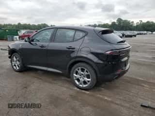 2024 Dodge Hornet R/T z VIN ZACPDFCW8R3A35230, wystawiony jako Copart lot #67230405 z przebiegiem 24 120 mil mil oraz Nie do naprawy • Non repairable. Historia ofert i sprzedaży dostępna na DreamBid. Obrazek 2.