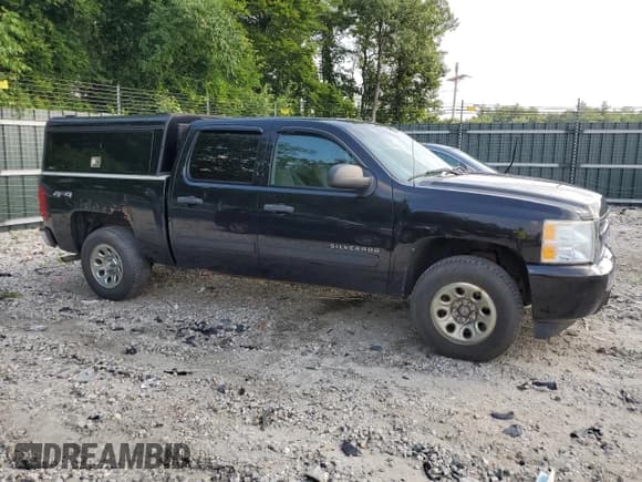 ✅ 2010 Chevrolet Silverado 1500 LT • VIN: 3GCRKSEA9AG130189 • Lot: 64890404. Listed on Copart with 144,557 mi. Free auction sales archive from the USA and detailed vehicle history report at DreamBid. Image 4.