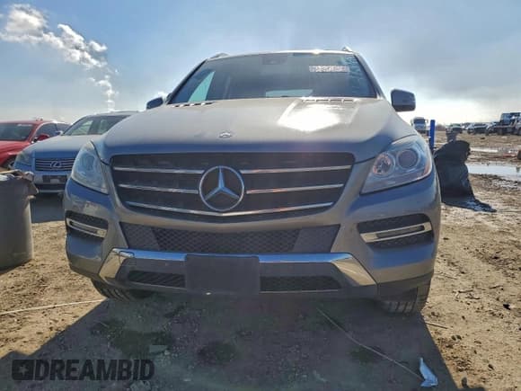 ✅ 2015 Mercedes-Benz M 350 • VIN: 4JGDA5JB9FA608853 • Lot: 95974765. Wystawiony na Copart z przebiegiem 183 290 mil. Bezpłatny archiwum sprzedaży aukcyjnych z USA i szczegółowy raport historii pojazdu na DreamBid. Zdjęcie 5.