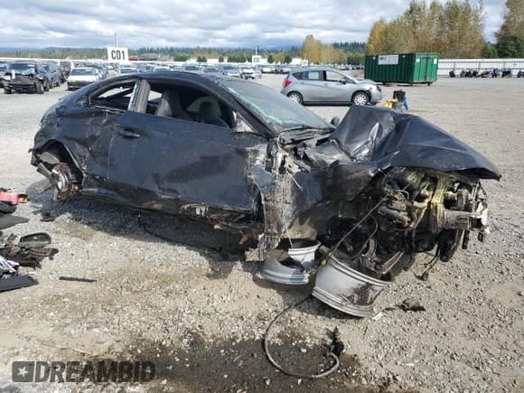 ✅ 2014 Audi RS 5 • VIN: WUAC6AFR5EA900176 • Lot: 72958994. Listed on Copart with 71,772 mi. Free auction sales archive from the USA and detailed vehicle history report at DreamBid. Image 4.