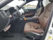 ✅ 2024 Volvo XC60 Plus Dark Theme • VIN: YV4H60DL7R1783621 • Lot: 90283285. Listed on Copart with 4,419 mi. Free auction sales archive from the USA and detailed vehicle history report at DreamBid. Image 7.