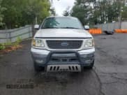 ✅ 1999 Ford F-150 XL • VIN: 2FTRX18L5XCB16014 • Lot: 82178785. Wystawiony na Copart z przebiegiem 253 126 mil. Bezpłatny archiwum sprzedaży aukcyjnych z USA i szczegółowy raport historii pojazdu na DreamBid. Zdjęcie 5.