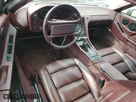 ✅ 1989 Porsche 928 • VIN: WP0JB0922KS860461 • Lot: 80435285. Wystawiony na Copart z przebiegiem 66 804 mil. Bezpłatny archiwum sprzedaży aukcyjnych z USA i szczegółowy raport historii pojazdu na DreamBid. Zdjęcie 8.