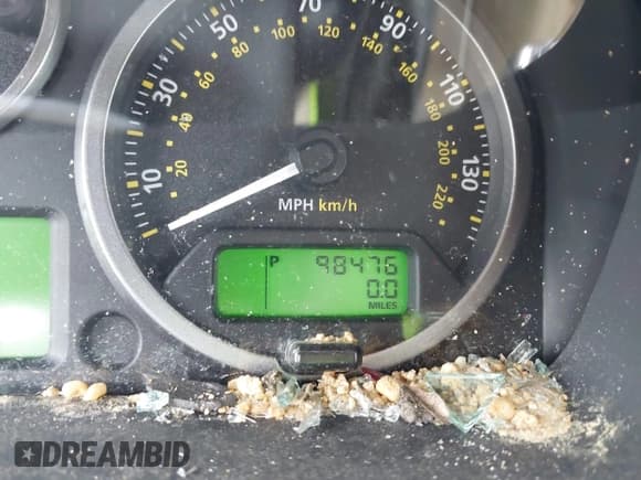 ✅ 2008 Land Rover LR2 HSE • VIN: SALFT24N28H089546 • Lot: 43028889. Wystawiony na IAAI z przebiegiem 98 476 mil. Bezpłatny archiwum sprzedaży aukcyjnych z USA i szczegółowy raport historii pojazdu na DreamBid. Zdjęcie 15.