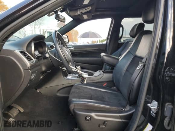 2021 Jeep Grand Cherokee Laredo X z VIN 1C4RJFAG7MC755492, wystawiony jako Copart lot #89878105 z przebiegiem 54 450 mil mil oraz Szkoda całkowita • Salvage title. Historia ofert i sprzedaży dostępna na DreamBid. Obrazek 7.