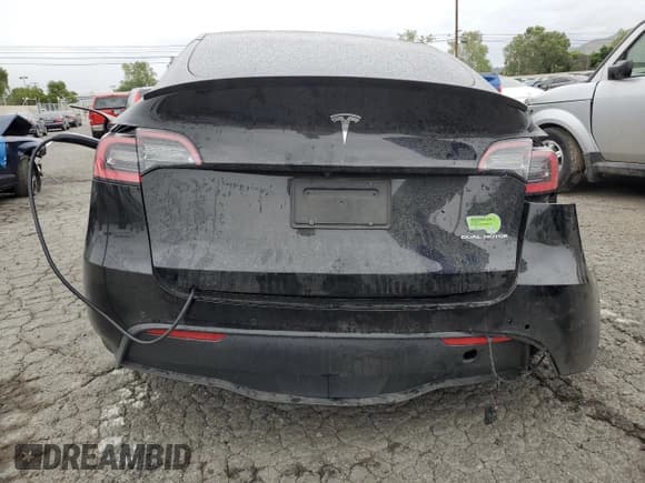 ✅ 2021 Tesla Model Y Long Range • VIN: 5YJYGDEE1MF100089 • Лот: 53574785. Опубликован ранее на Copart с пробегом 97 782 миль. Бесплатный доступ к архиву аукционных продаж из США и подробный отчёт об истории автомобиля на DreamBid. Изображение 6.